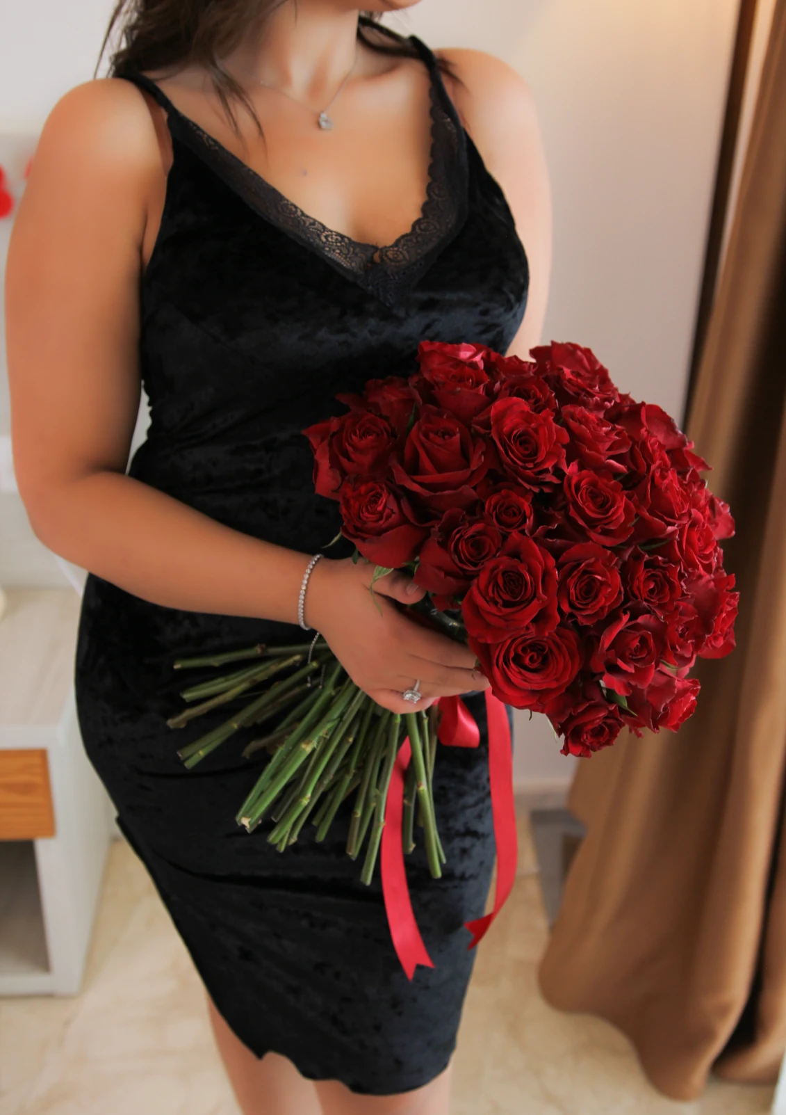 Nuisette Velours Noire EVA 2 Nuisette Velours Noire EVA – Image 2