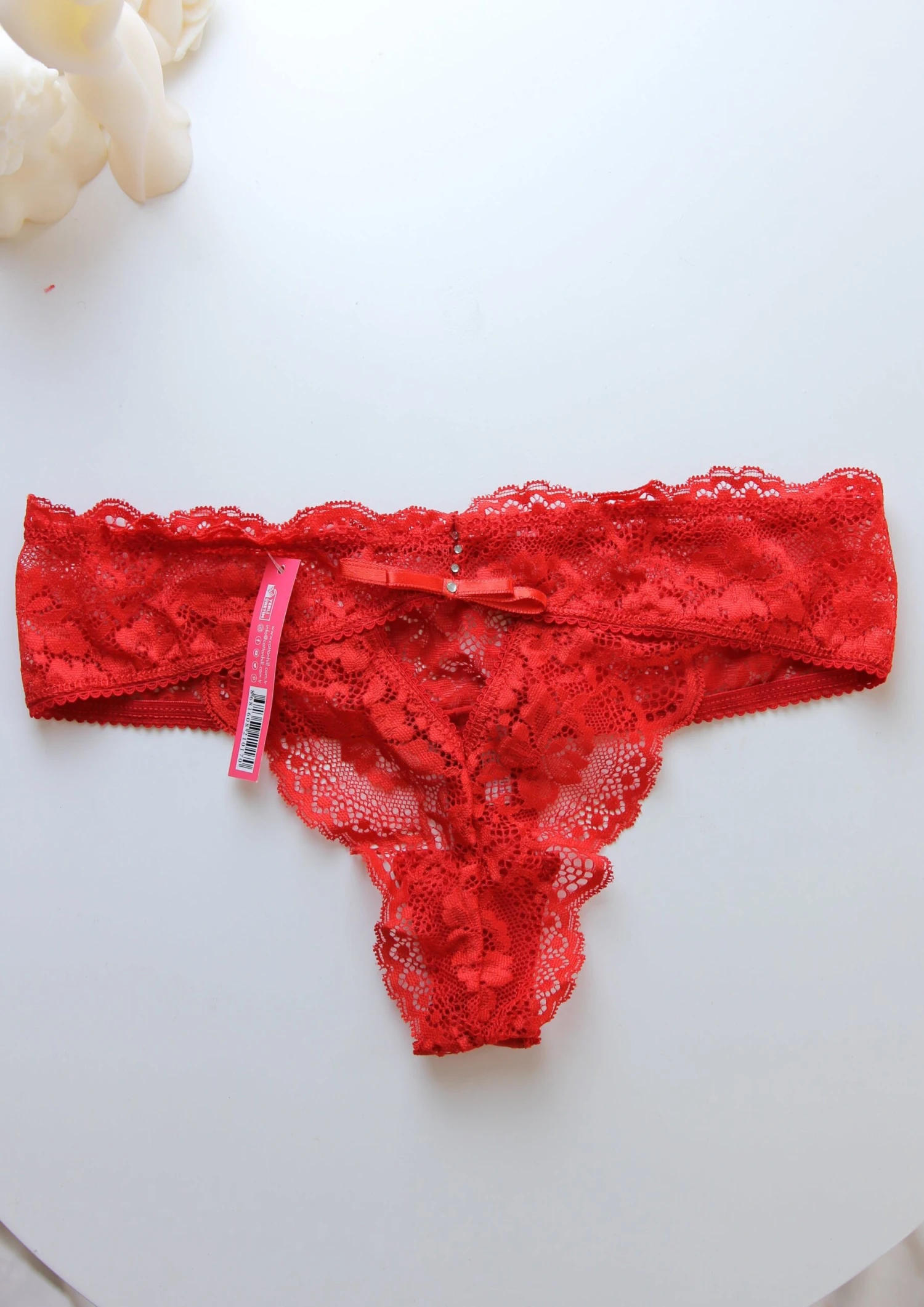 Thong En Dentelle Rouge COQUETTE 1 Thong En Dentelle Rouge COQUETTE