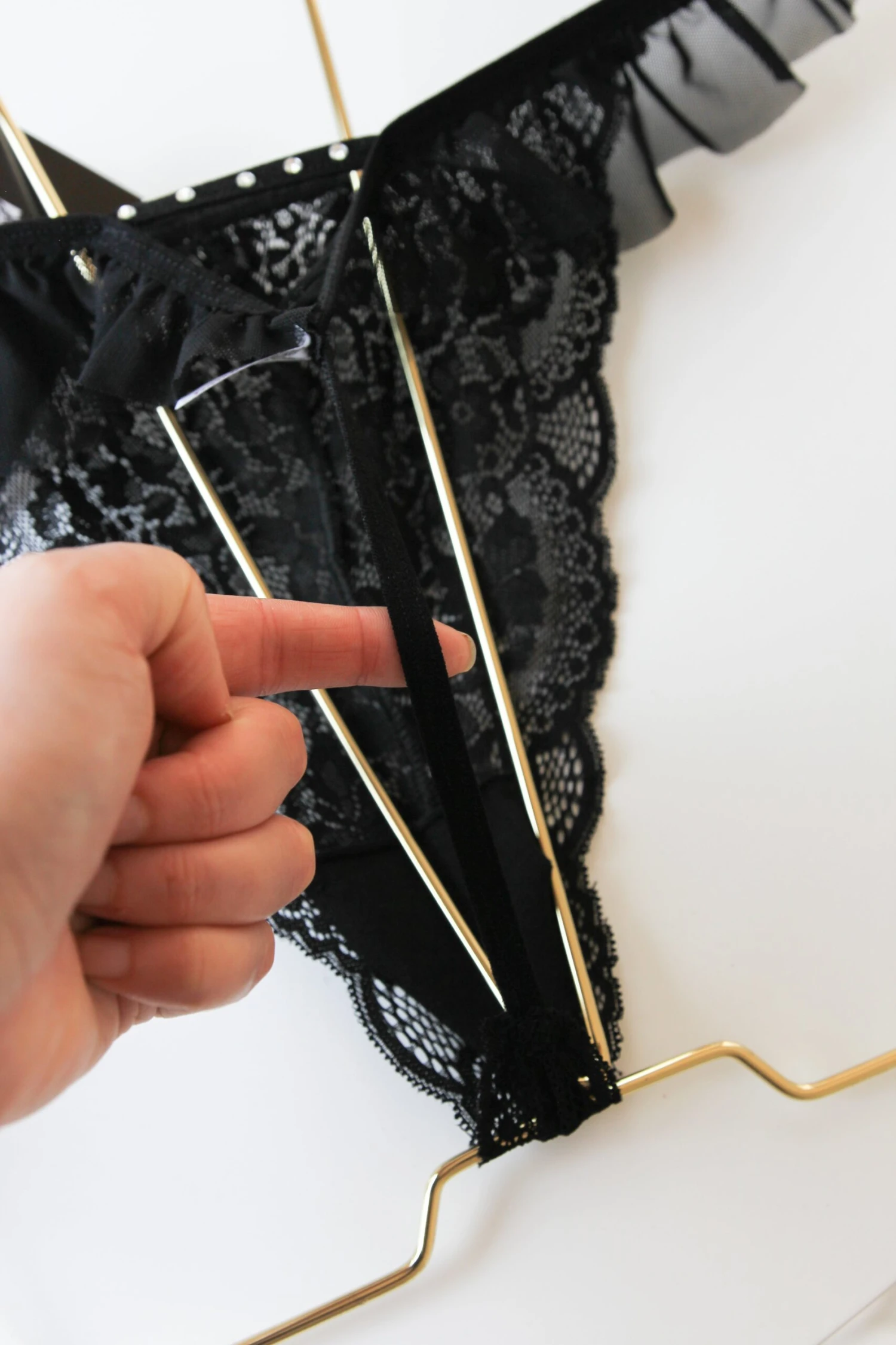 String Noir GLITTER 3 String Noir GLITTER – Image 3