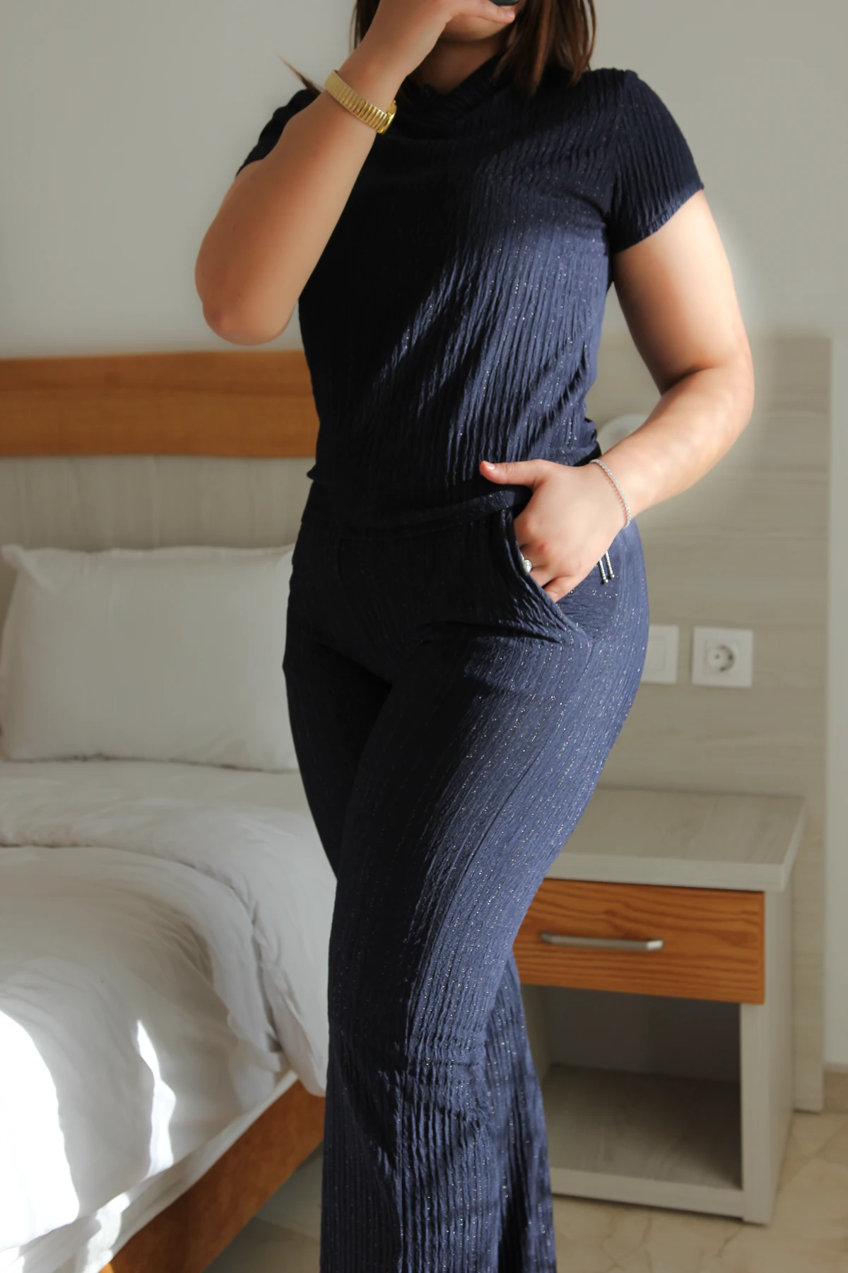 Ensemble 2 Pièces Bleu Nuit LESLEY LIGHT 3 Ensemble 2 Pièces Bleu Nuit LESLEY LIGHT – Image 3