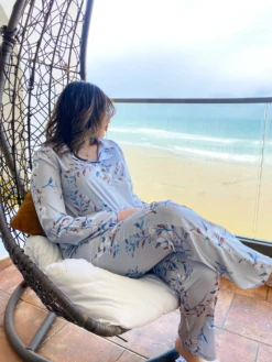 Pyjama En Soie Bleu PENSY -Doress IMG 6727 1 edd9b0d8 82f4 4b92 aea2 9acb70274b2f 1