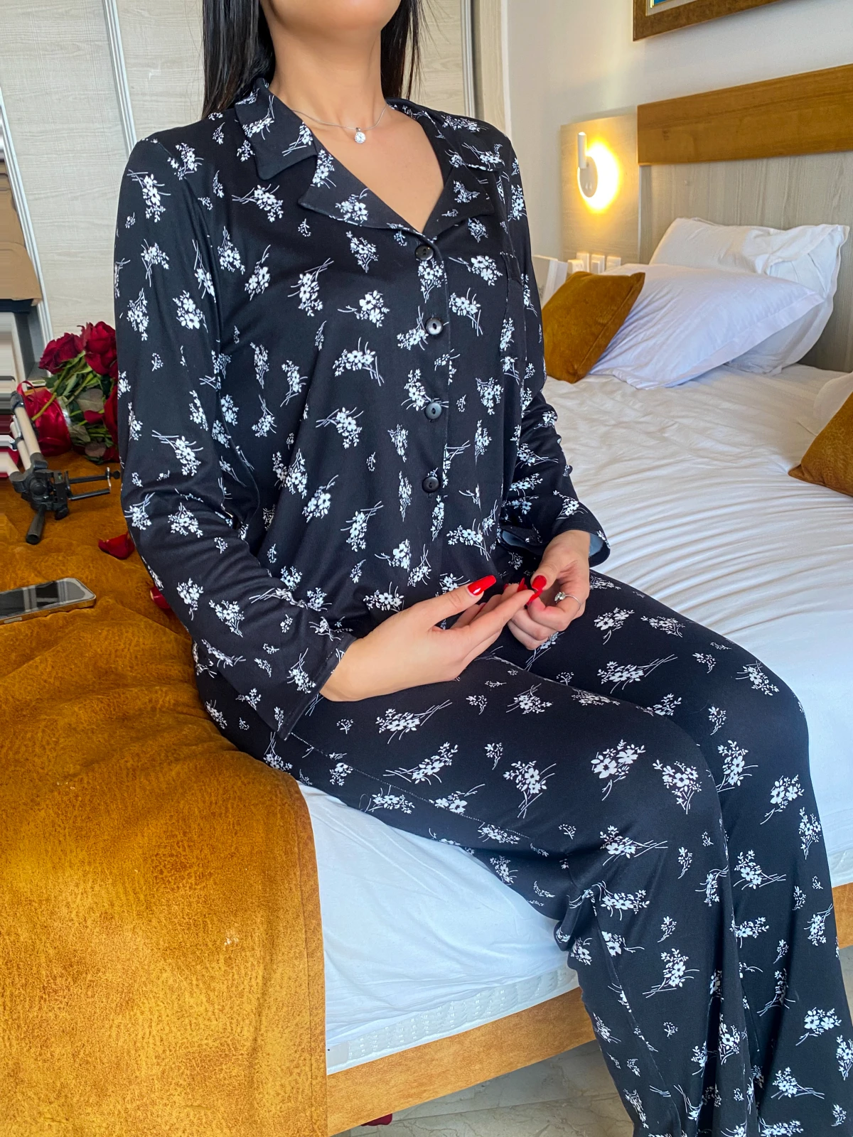 Pyjama Noir En Coton Imprimé BLOSSOM 3 Pyjama Noir En Coton Imprimé BLOSSOM – Image 3